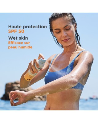 Photoprotection invisible et légère pour peau humide Photoprotecteur pour le corps en spray transparent, frais et à séchage immédiat qui est spécialement formulé pour la peau des enfants et des bébés à partir de 3 ans.